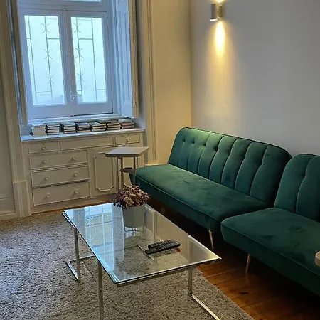 Δωμάτια σε οικογενειακή κατοικία Double With Shared Bathroom *